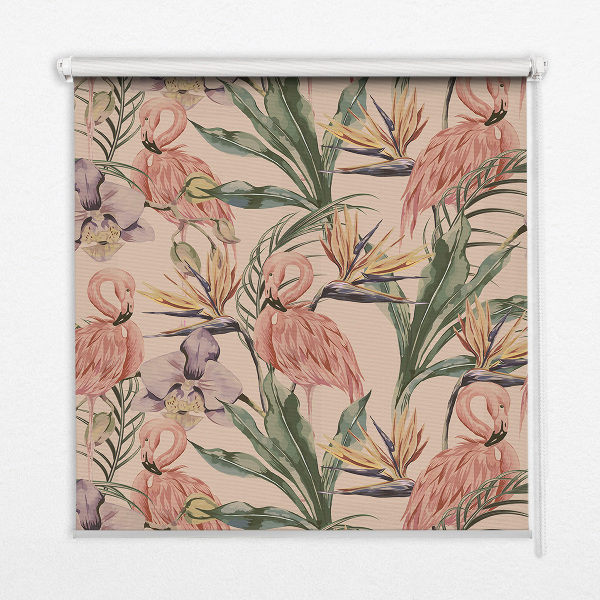 Store intérieur avec flamants roses et fleurs