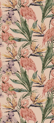 Store intérieur avec flamants roses et fleurs
