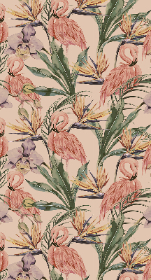 Store intérieur avec flamants roses et fleurs