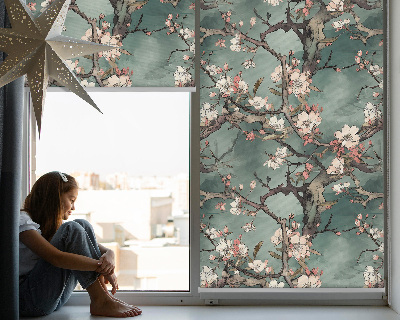 Store enrouleur fleurs sur l'arbre