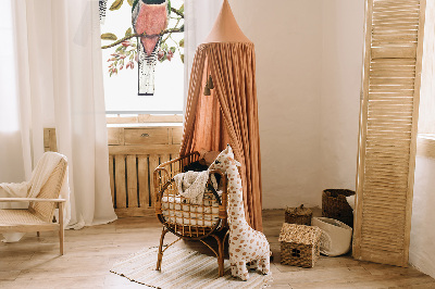 Store intérieur fenêtre avec motif d'oiseaux sur les branches