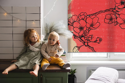 Store intérieur fenêtre avec des fleurs dans un cercle rouge