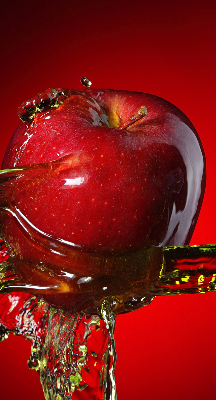 Store enrouleur occultant pomme rouge dans les profondeurs