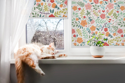 Store enrouleur occultant avec motif de fleurs peintes