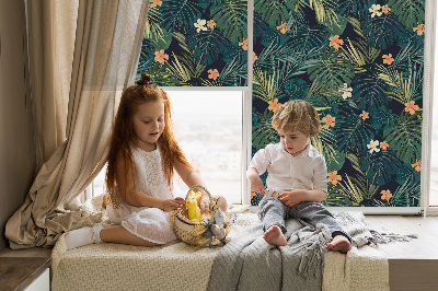 Store enrouleur occultant avec motif de feuilles et fleurs tropicales
