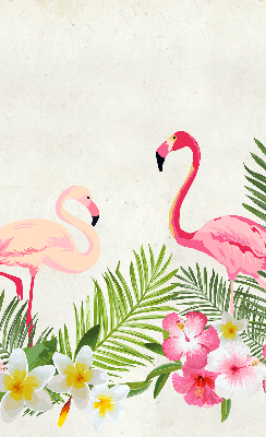 Store fenêtre intérieur avec flamants roses près des feuilles