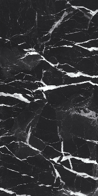 Store enrouleur occultant en marbre noir