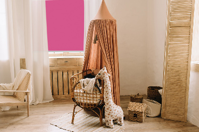 Store occultant fenetre rose