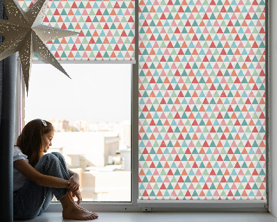 Store enrouleur occultant à motifs de triangles colorés