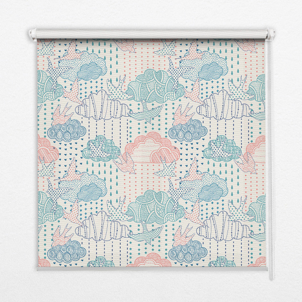 Store enrouleur occultant des nuages colorés avec des motifs