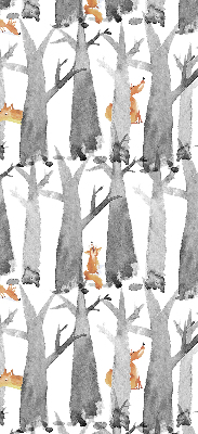 Store fenêtre intérieur avec arbres gris et renards roux