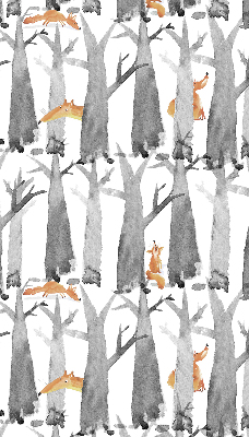 Store fenêtre intérieur avec arbres gris et renards roux