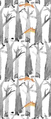 Store fenêtre intérieur avec arbres gris et renards roux