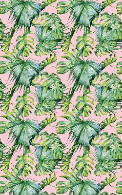 Store fenêtre intérieur avec variétés de feuilles tropicales