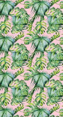 Store fenêtre intérieur avec variétés de feuilles tropicales