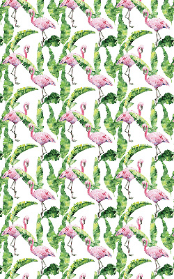 Store fenêtre intérieur pour flamants roses près des feuilles