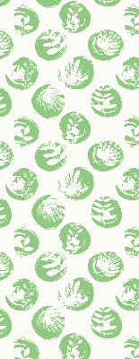Store enrouleur occultant avec des plantes se reflétant sur des cercles verts