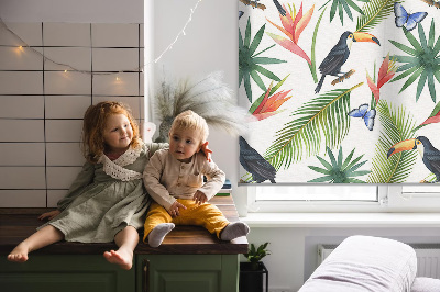 Store enrouleur occultant avec motif toucans sur les fleurs