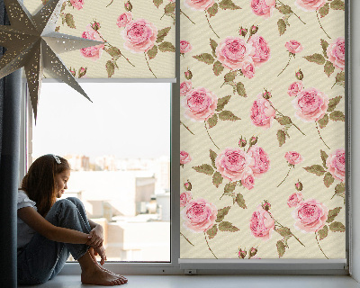 Store enrouleur occultant roses