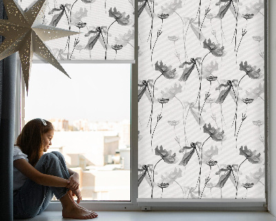 Store enrouleur occultant à fleurs dessinées