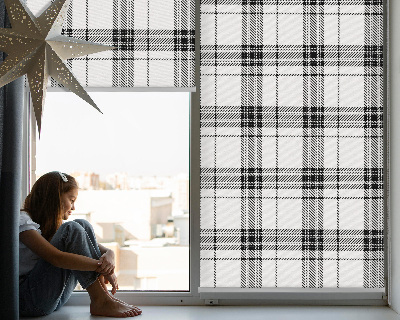 Store occultant fenêtre tartan gris