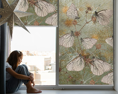 Store fenêtre intérieur avec motif de papillons dans la prairie