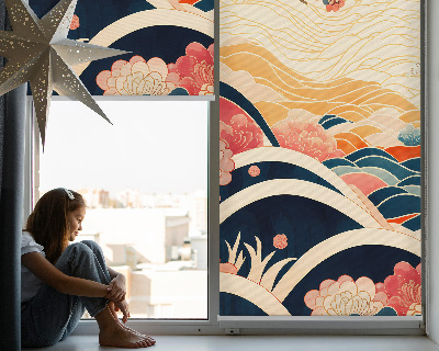 Store fenêtre intérieur une vague de fleurs