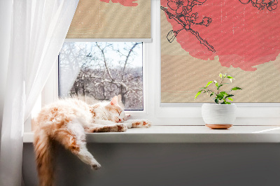 Store fenêtre intérieur avec des fleurs dans un cercle rouge