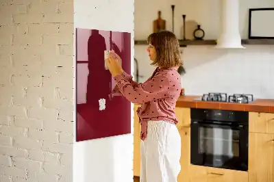 Tableau magnétique pour écrire de couleur bordeaux