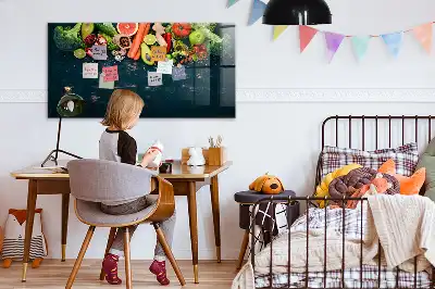 Tableau magnétique avec feutre motif légumes sur la table
