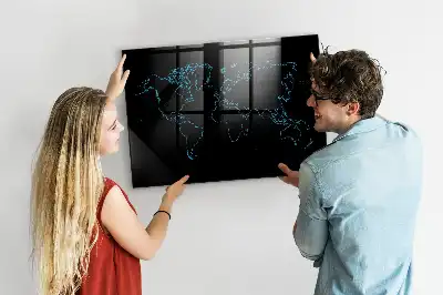 Tableau magnétique avec feutre contours de la carte du monde