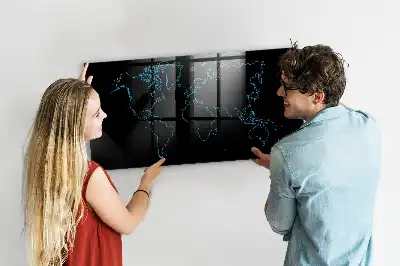 Tableau magnétique avec feutre contours de la carte du monde