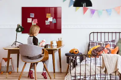 Tableau magnétique avec feutre de couleur bordeaux