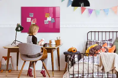 Tableau magnétique avec feutre couleur rose intense