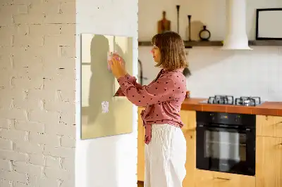 Tableau magnétique effaçable à sec couleur crème