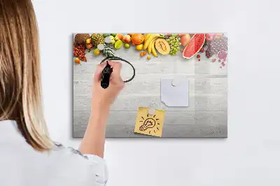 Tableau magnétique à dessiner motif fruits sur la table