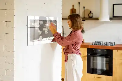 Tableau magnétique pour dessiner carte du monde brune
