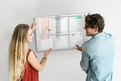 Tableau magnétique pour dessiner avec notes colorées