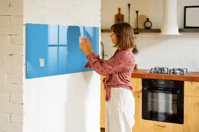 Tableau magnétique à dessiner de couleur bleu clair