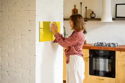 Tableau magnétique à dessiner de couleur jaune clair