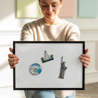Tableau magnétique avec cadre noir Couleur blanche