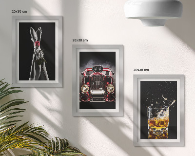 Mur de cadres Des jambes de femme avec une rose, une vieille voiture, un verre de whisky