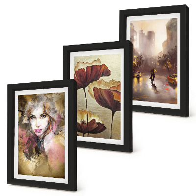 Mur de cadres Portrait abstrait d'une femme, de fleurs et d'une ville sous la pluie.