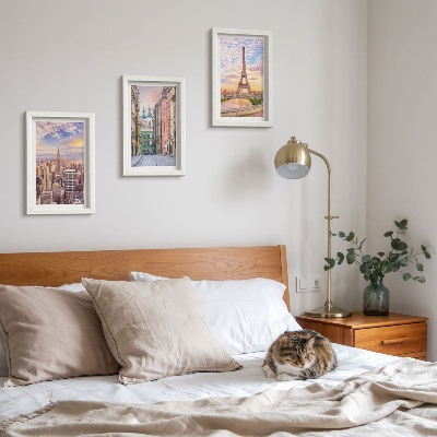 Ensemble de 3 tableaux Vue des villes de New York, Paris et Varsovie au crépuscule