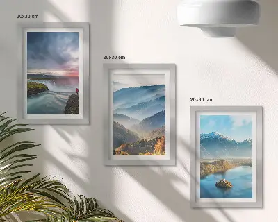 Ensemble de 3 tableaux représentant des paysages de montagne et des cascades
