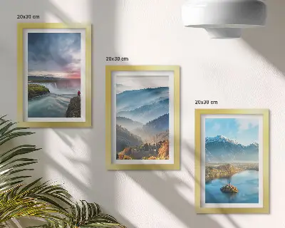 Ensemble de 3 tableaux représentant des paysages de montagne et des cascades
