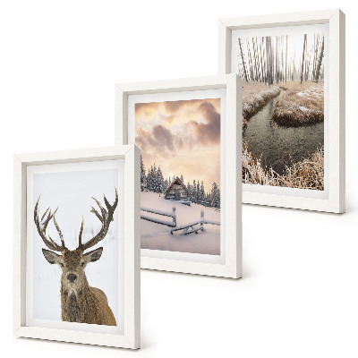 Ensemble de 3 tableaux Paysage d'hiver avec une cabane à cerfs et un ruisseau