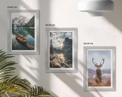 Mur de cadres lac de montagne avec bateau, coucher de soleil et cerfs dans la nature