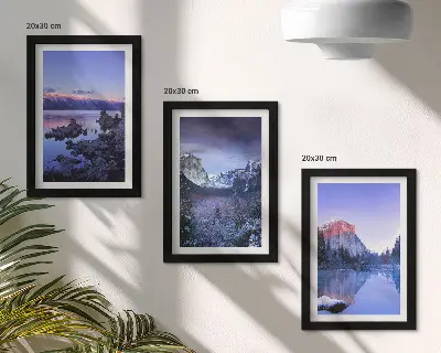 Ensemble de 3 tableaux représentant des paysages de montagne au crépuscule avec vue sur l'eau