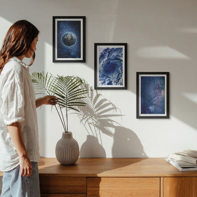 Ensemble de 3 tableaux La Terre dans l'espace, tempête et galaxie d'étoiles